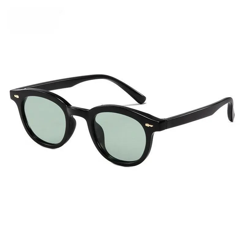 00b613c6-0cd5-4072-a827-f96f15aca7d3 - mode feminine