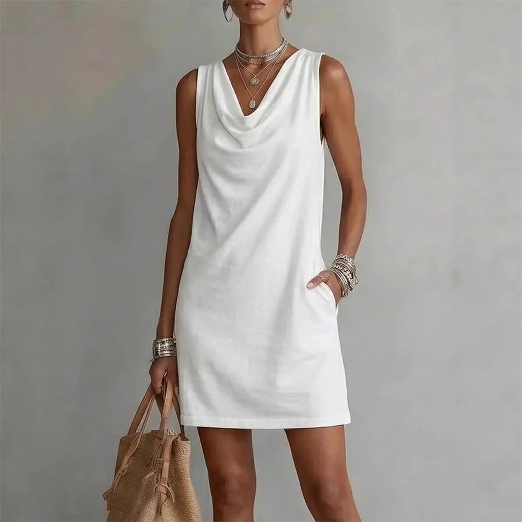 Robe blanche sans manches col drapé pour femme, style bohème chic avec poches et accessoires