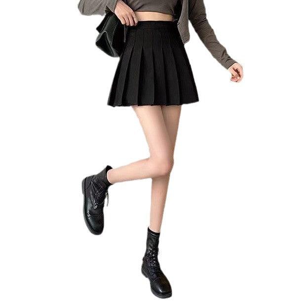 Jupe plissée noire courte, style féminin élégant, idéale pour toutes les occasions