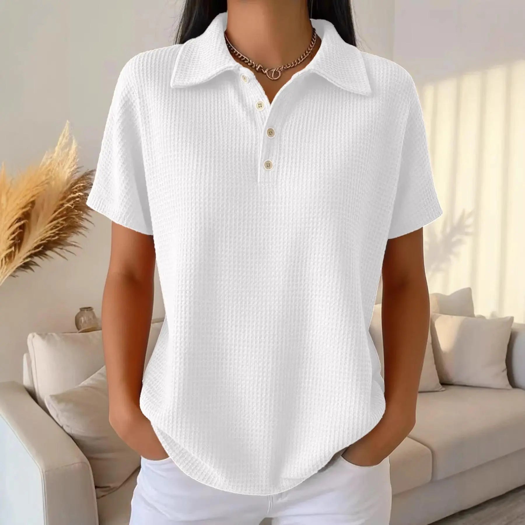 T-shirt blanc à col polo pour femme, manches courtes, texture côtelée, style mode féminine