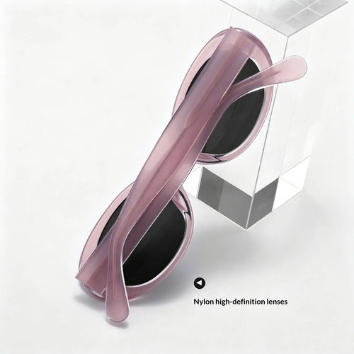 74e11f35-6e45-48b4-95fe-3edebf8006e4_trans - elegance intemporel