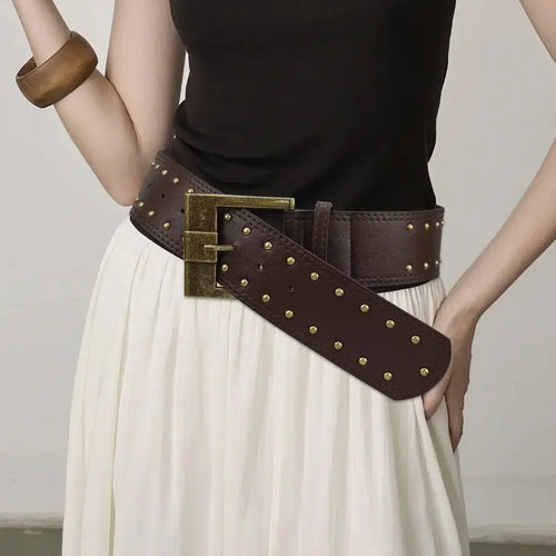 815c56ce-d512-499f-b0c4-83bc07e1e43c_trans - elegance intemporel