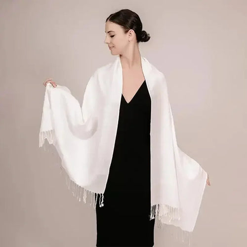 86c0faa8-9f28-44c1-9493-359d6c6cad89 - elegance intemporel