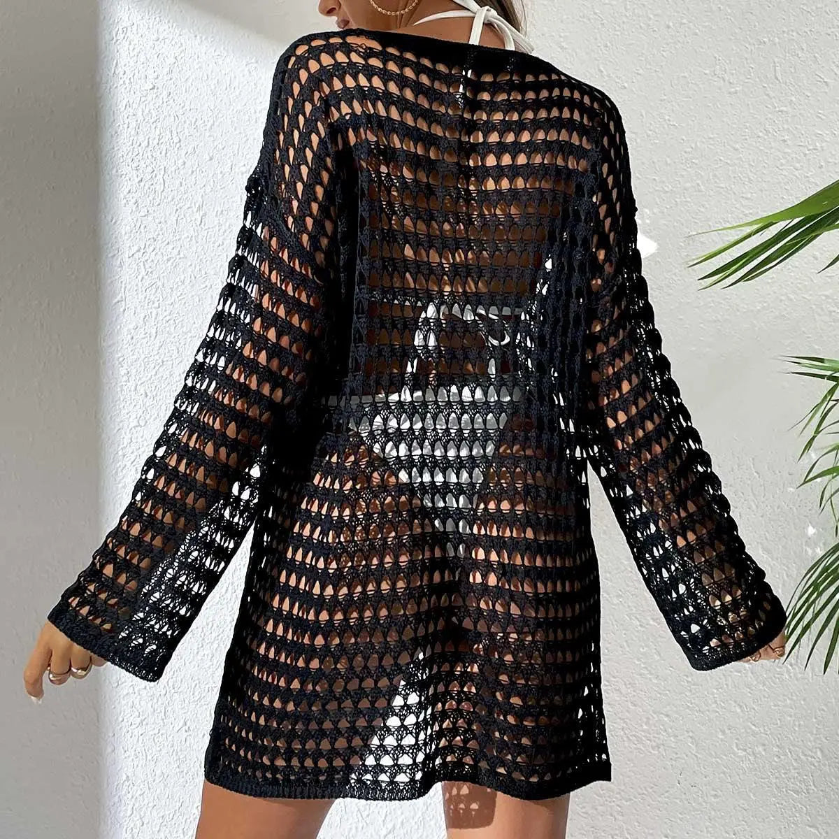Robe bohème noire en crochet transparente, style plage féminin avec manches longues