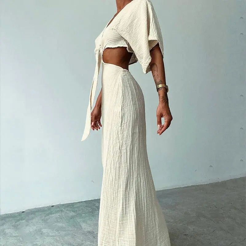 Robe bohème blanche à manches courtes et dos nu, style féminin élégant pour toutes occasions
