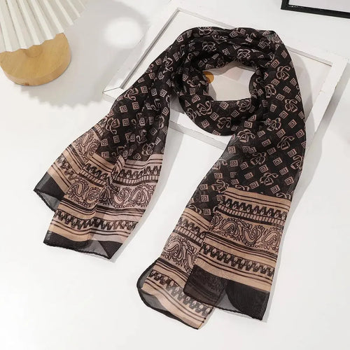ea9bc5ad-1619-471e-9065-58ff98a1e151 - elegance intemporel