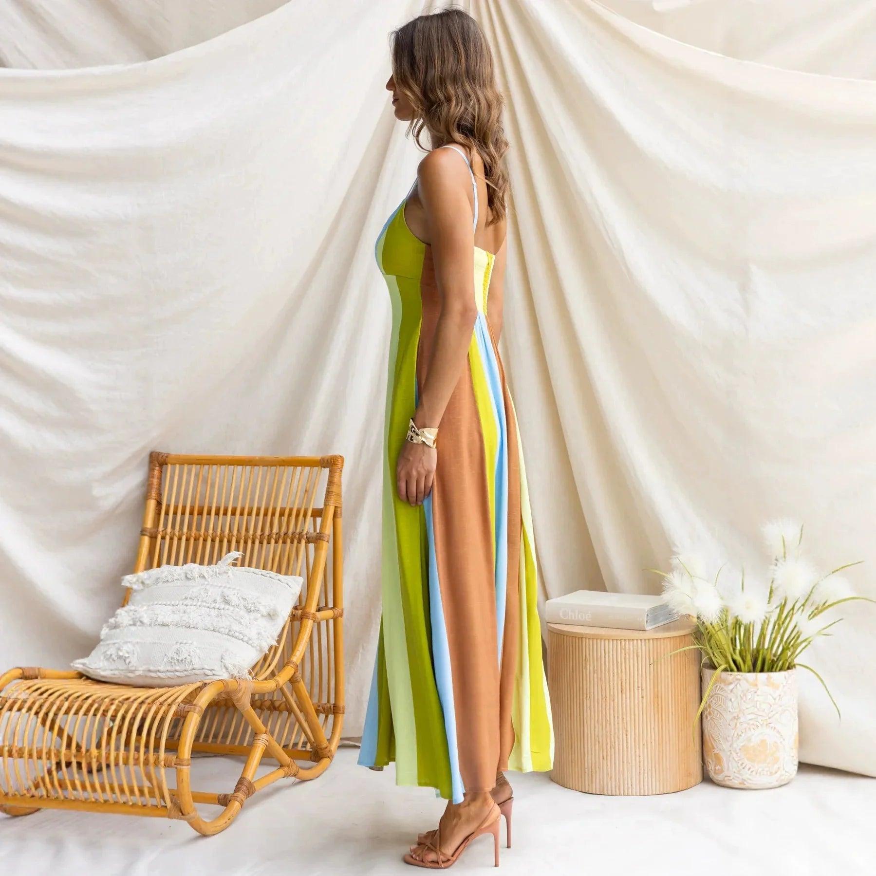 Robe bohème verte claire à broderies florales, manches courtes, taille élastiquée, style féminin élégant